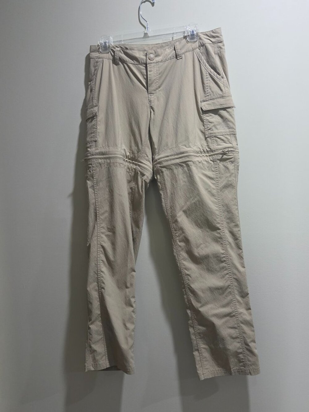 The North Face Convertible Hiking Pants Womens 8 Khaki Paramount Zip Off Cargo1
